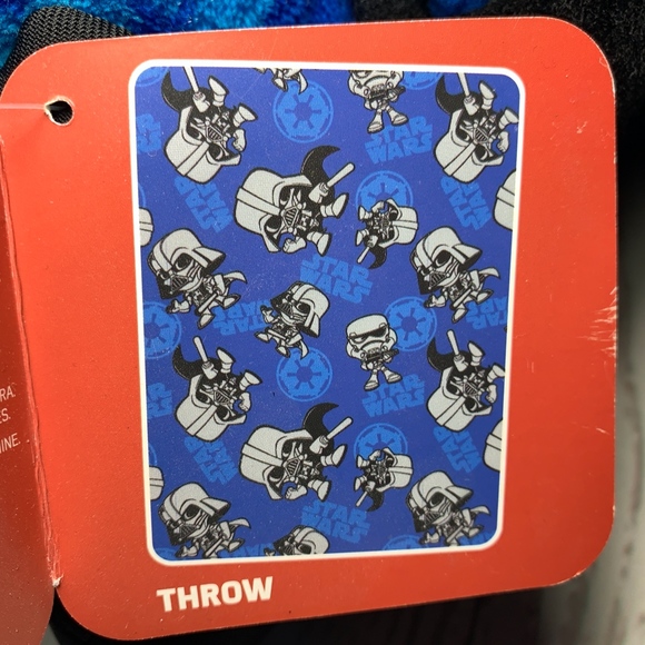 Star Wars Darth Vader Disney Throw Plush Set NWT - Picture 4 of 8